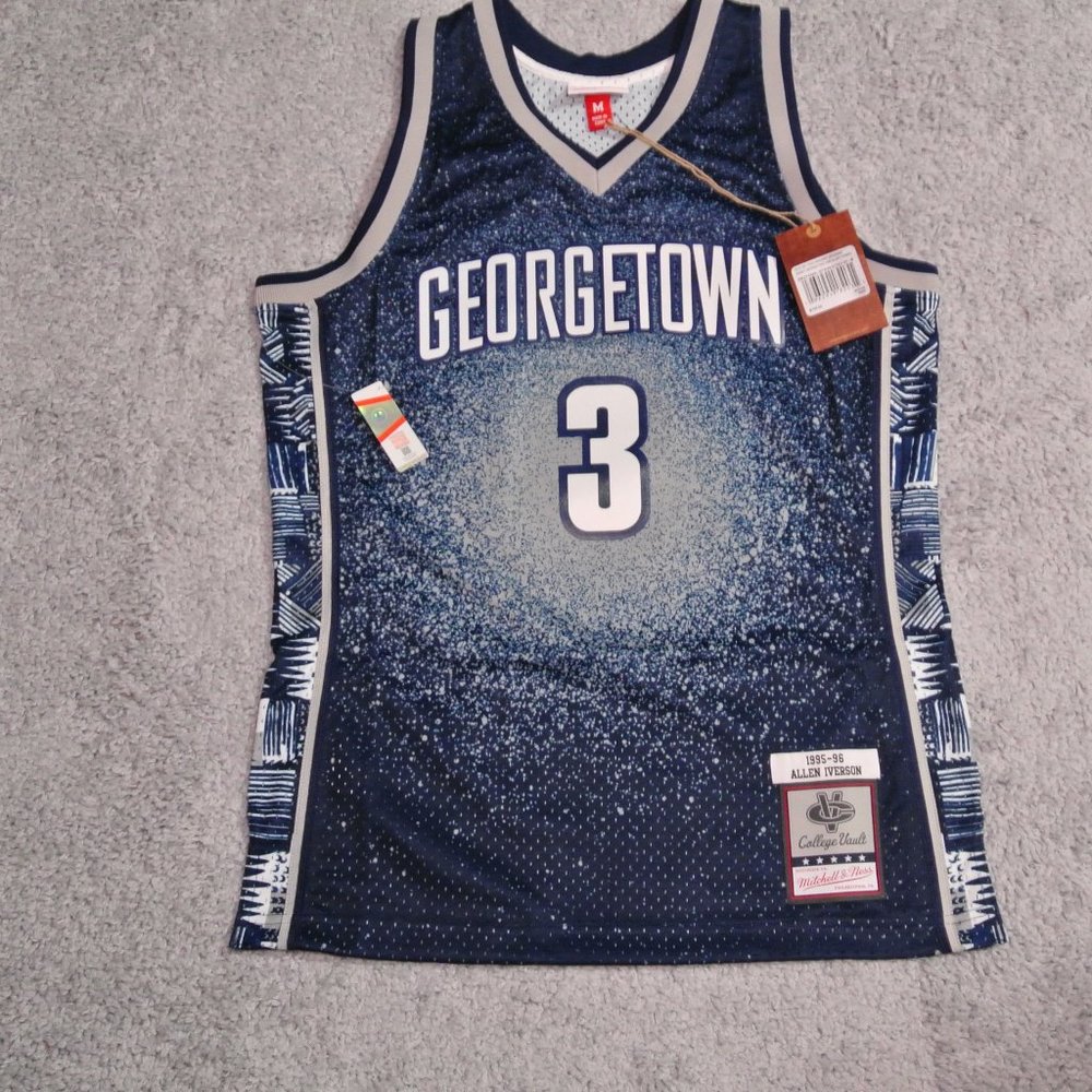 Mitchell & Ness Men's Allen Iverson 95-96 Georgetown Hoyas Gradient Jersey M